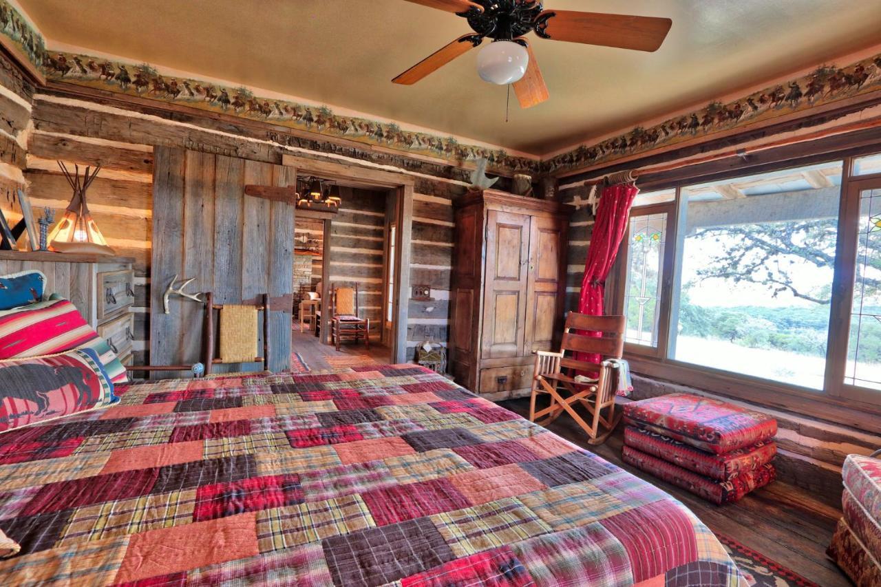 הוילה ווימברלי Log Cabin At Old Glory Ranch מראה חיצוני תמונה